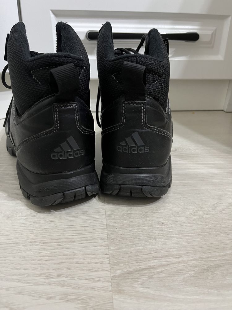 Adidas best sale eiscol mid