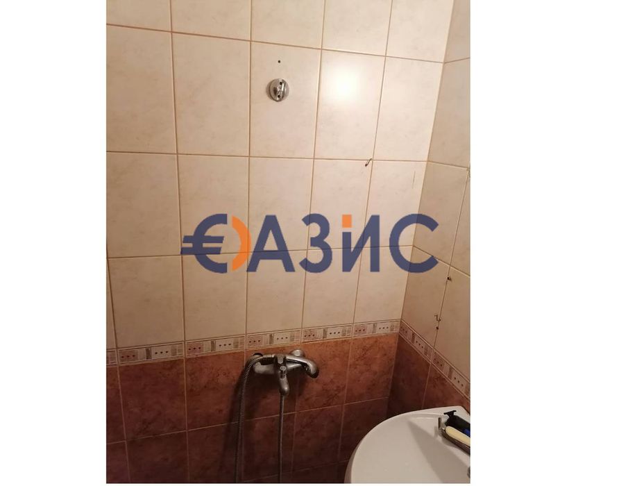 3-стаен апартамент на 4-ти етаж,без такса поддръжка,кв. Черно море-1