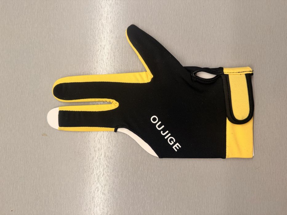 Перчатка для бильярда