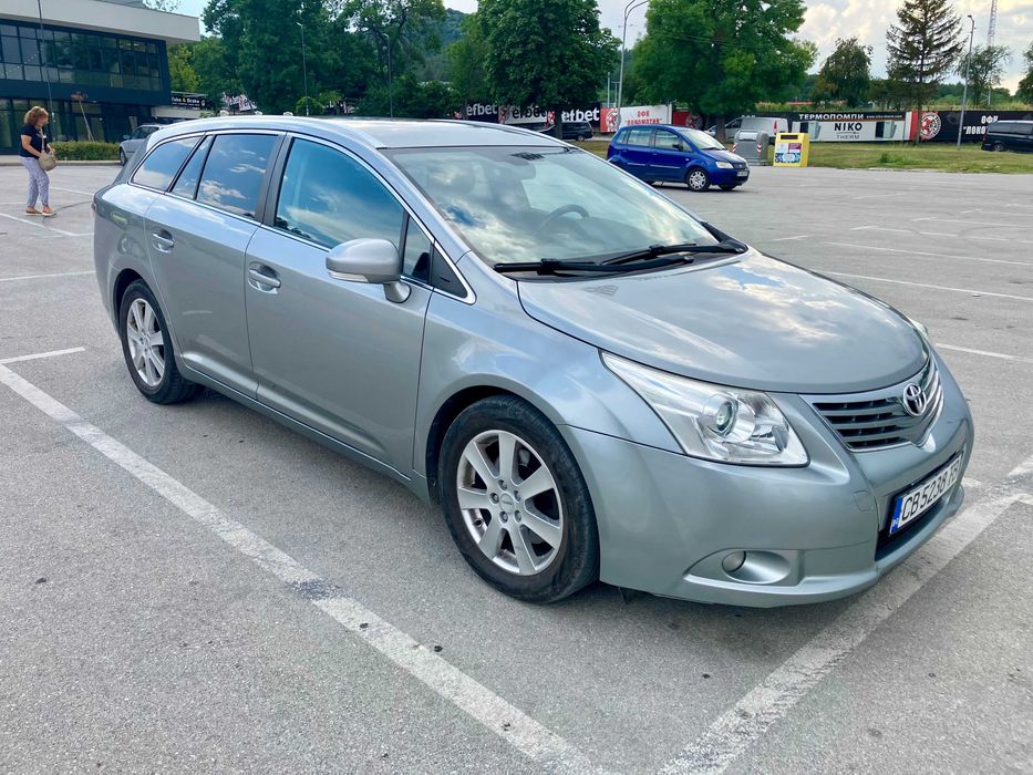 Toyota Avensis 2011 2.2 D4D 150 кс