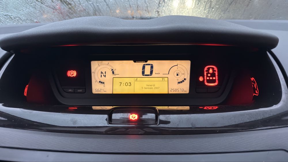 Vand citroen c4 grand picasso 7 locuri 1.6hdi automata!Varianta Exclusive ! Deci top!