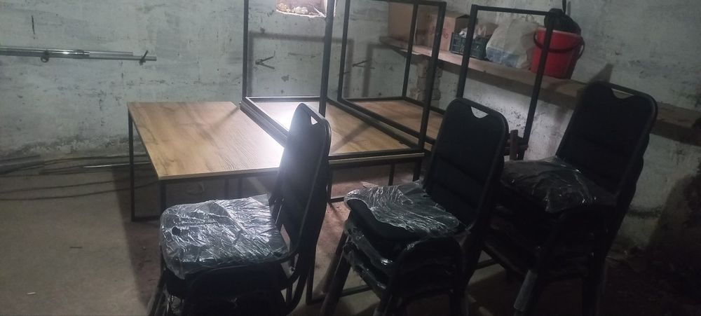 Parta va stul sotiladi