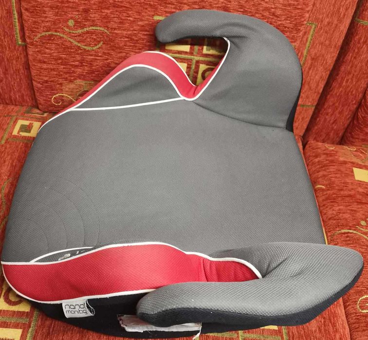 Поставка за дете за кола