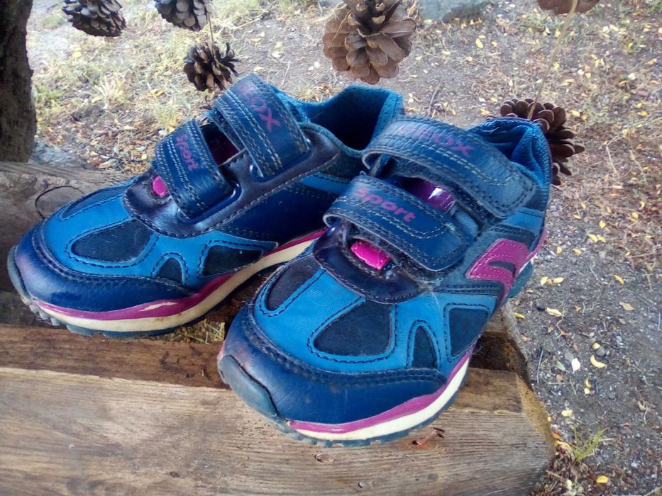 Обувки, маратонки, кецове Кларкс и Геокс 27 номер