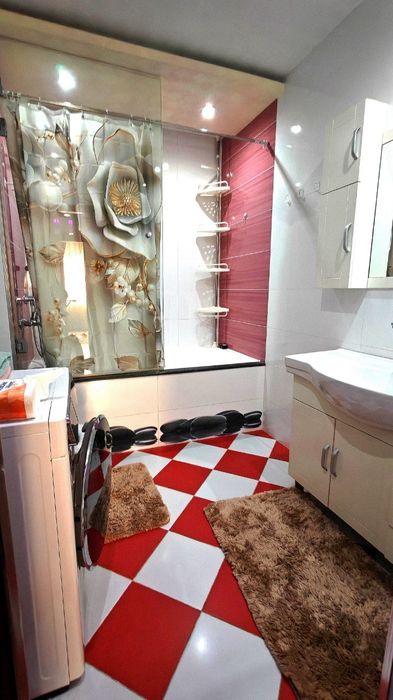 Сдается квартира СВОЯ Ц-5,4 в 3-ком Кафе Ширин