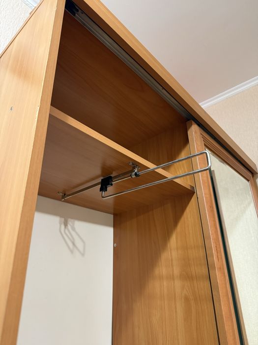 Шкаф для прихожей бу