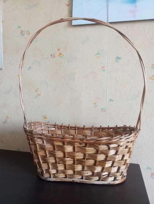 Плетена кошница 36/20см.вис.50см