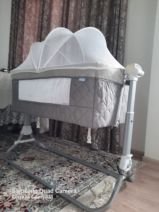 Детский электронный манеж