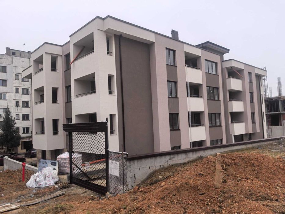 нс две стаи с бокс и паркомясто