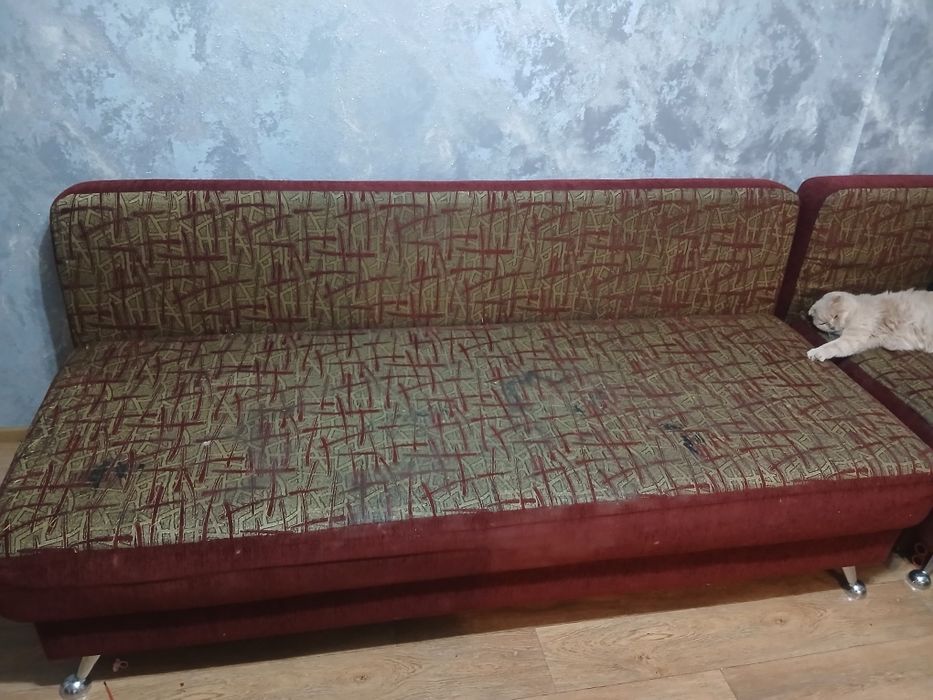 Продам диван и кресло