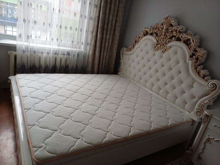 Продам срочно спальный гарнитур
