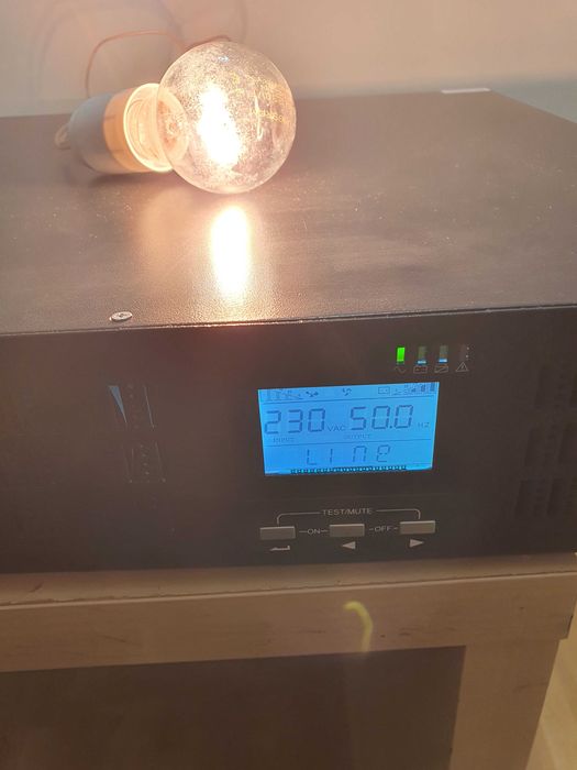 UPS  ONLINE. 1kw si 2kw pentru rack 19"