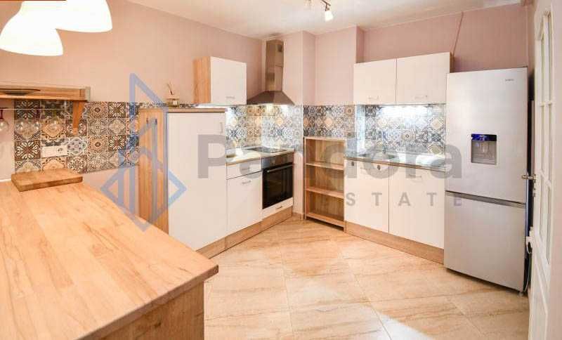 Дава се под наем Тристаен апартамент в София, Борово - 120 кв.м за 780 € - Снимка #3