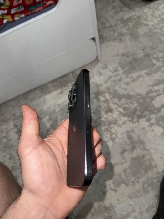 Iphone 15 pro black titan 128gb