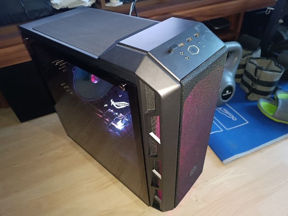 Запазен Гейм Рс с I5 13500/32 gb ddr5/1tb SSD/без видеокарта