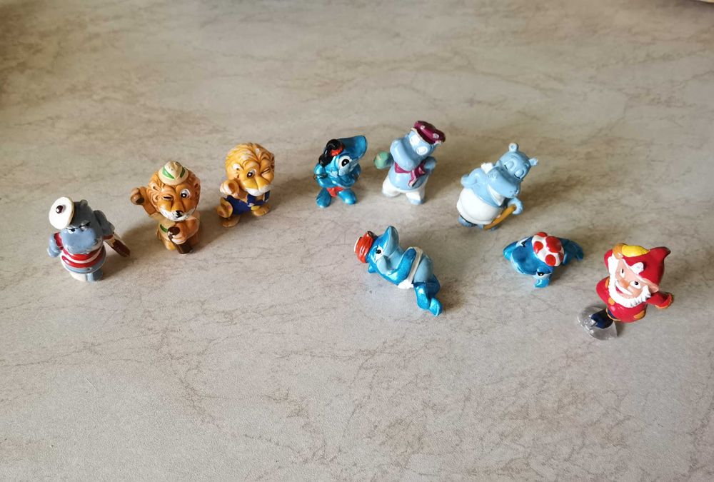 Фигурки от шоколадови яйца