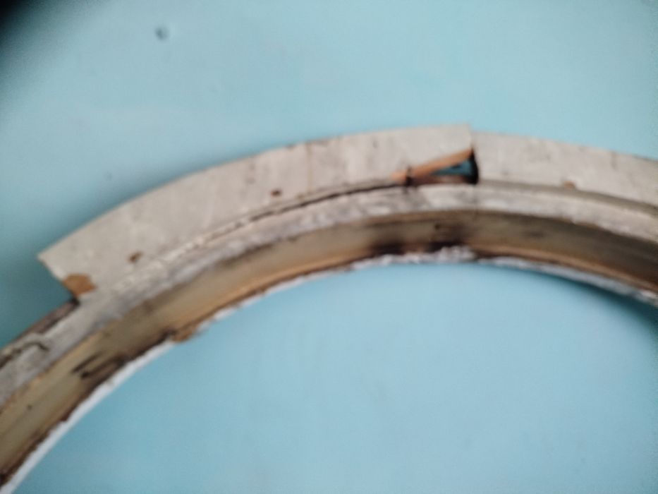 Подарявам винтидж стари прозорци с няколко рамки (полукръг) масивно дърво