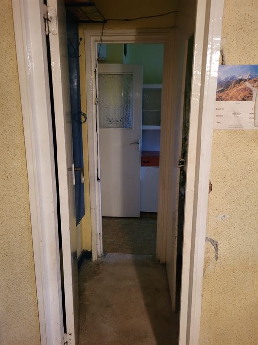 Vand apartament 3 camere