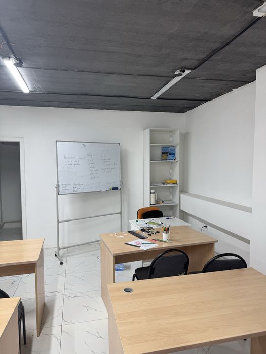 Шкаф парта стулья доска