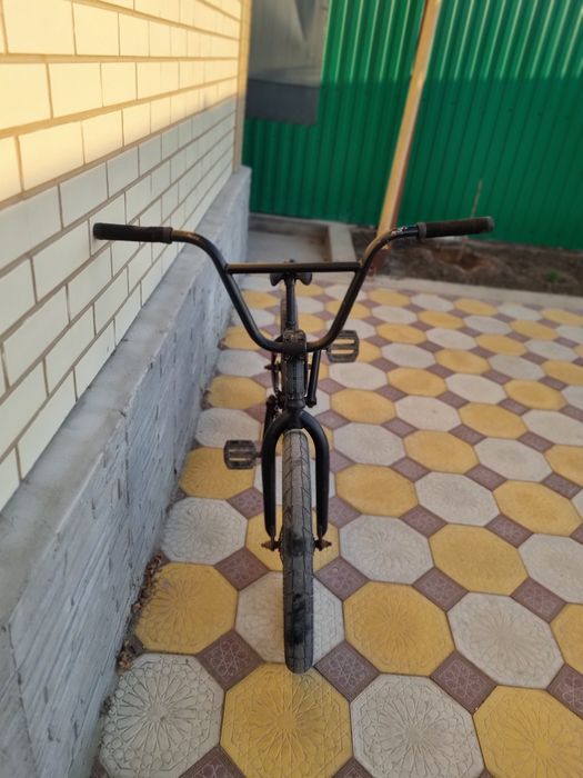 Продаю BMX 2021 года