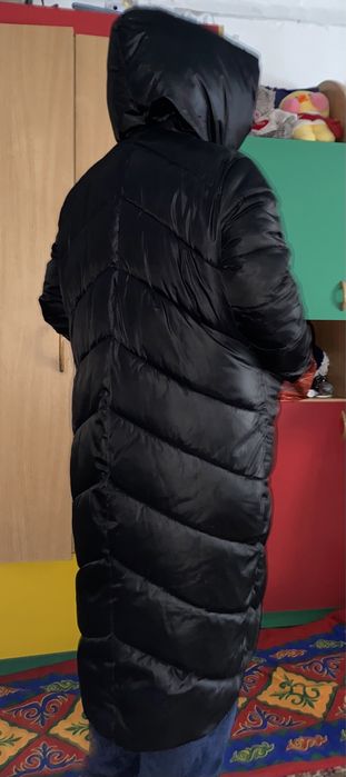 Продам пуховик