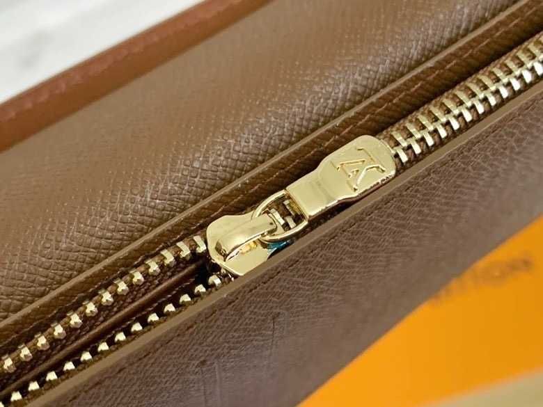 Дамско портмоне Louis Vuitton