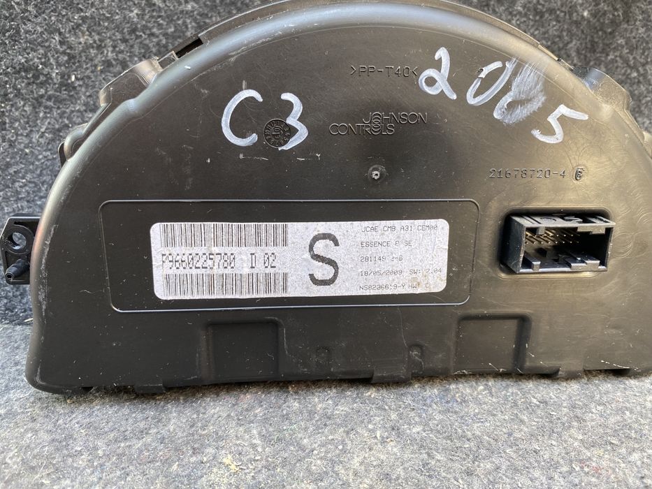 Километраж Citroen C3/ Ситроен Ц3 1.1 Бензин 2005г.