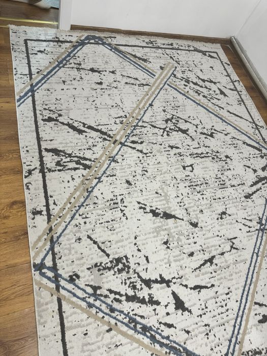 Продам ковер 2/3