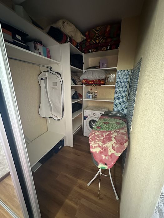 Продаю квартиру. В центре города