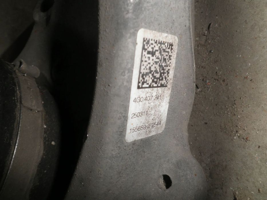 Fuzeta stanga fata Audi A6 C7 Facelift 2016 3.0 TDI 4G0407241