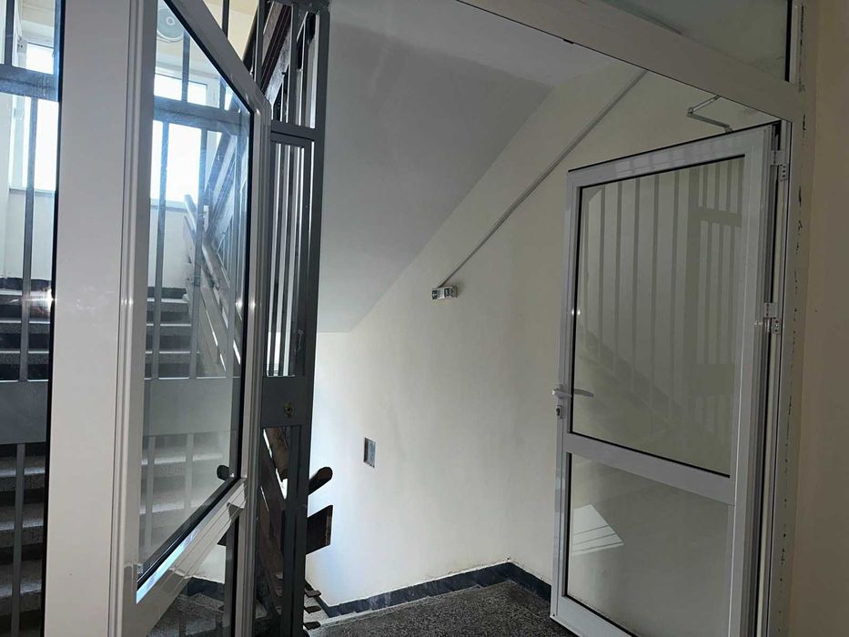 Продава се Двустаен апартамент в Стара Загора, Център - 56 кв.м за 647 €/кв.м - Снимка #8