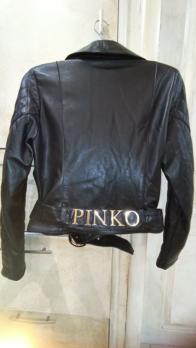 Ново яке ест.кожа PINKO -М,Л