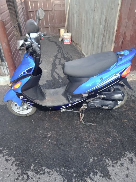 Продам скутор 50 кубов