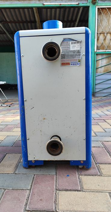 Продам... газовый...котёл  Unilux
