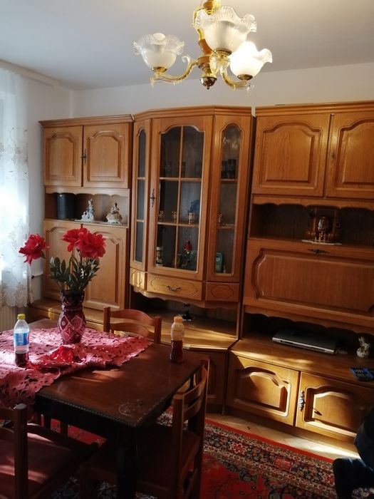 Închiriez apartament doua camere
