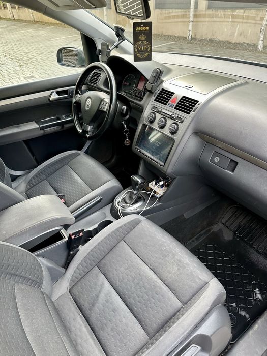 Vw touran 2.0 diesel-DSG-2009