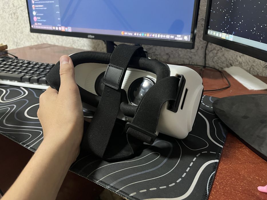 Vr ochki sotiladi srochna!!!