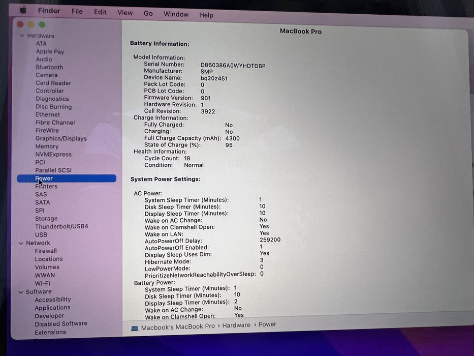 MacBook Pro 13-inch memory 8GB Four Thunderbolt 3 ports Core5