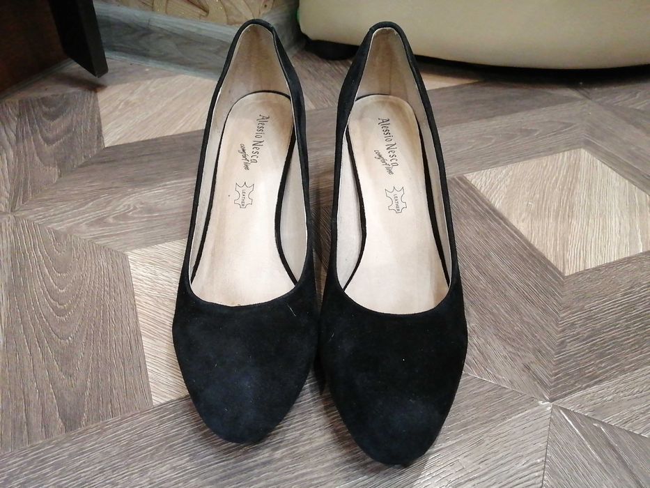 Продам туфли женские