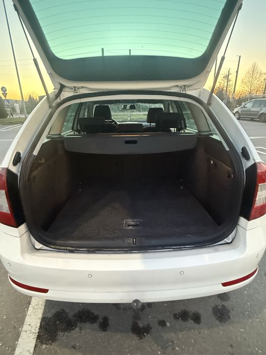 Vand skoda octavia 1.2 Benzina, cutie automata, 105 cai
