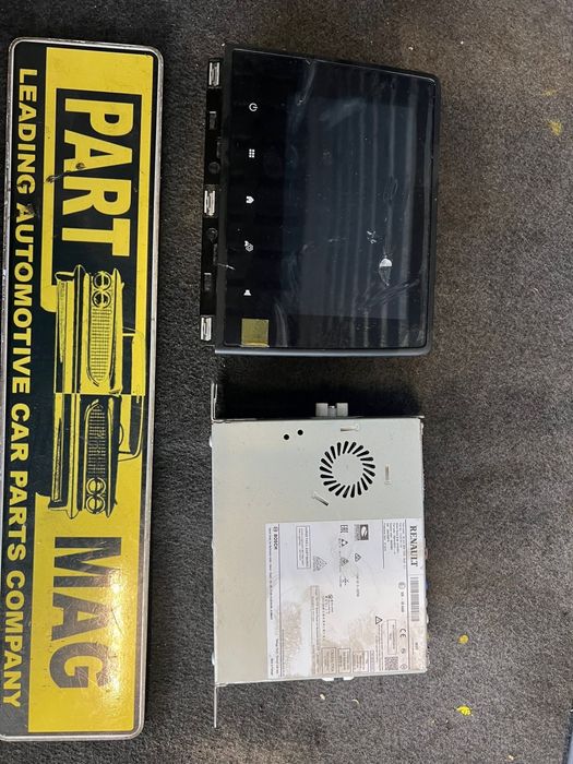 Навигация и екран Renаult Clio 2020г