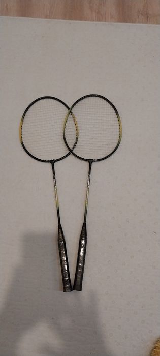 Ракетки для бадминтона