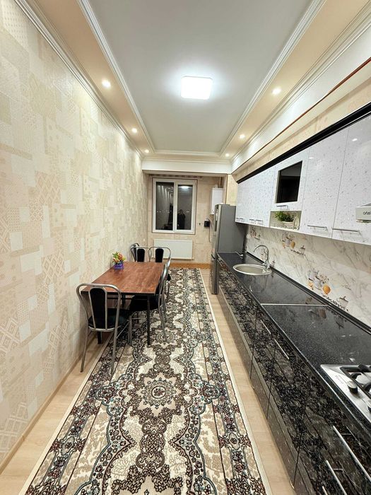 Продаётся 3х переделан в 4х комн квартира на 3 этаже Ор-р Зарафшан