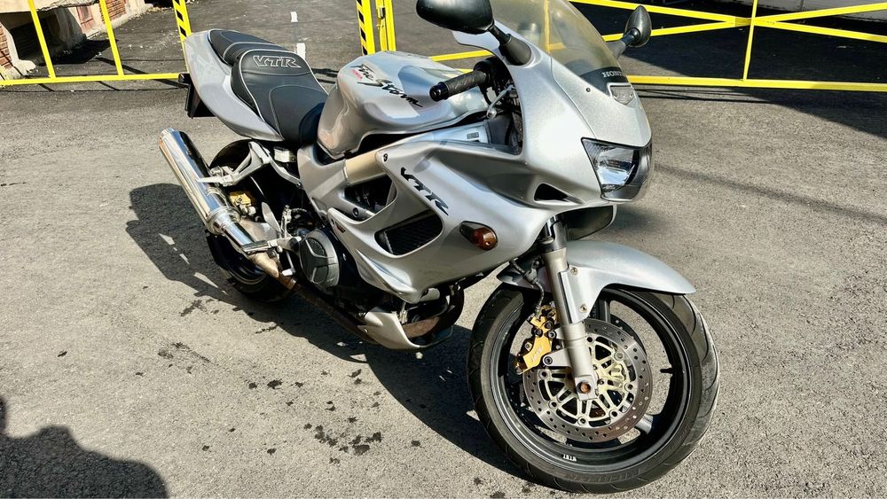 Honda VTR1000FW FireStorm