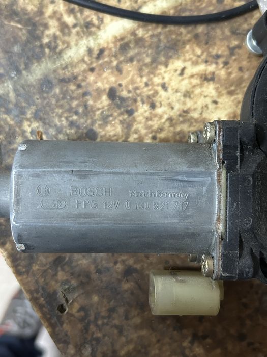 Болтове датчик партроник моторче стъкла BMW E53