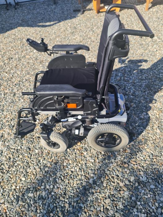 Scaun electric Invacare