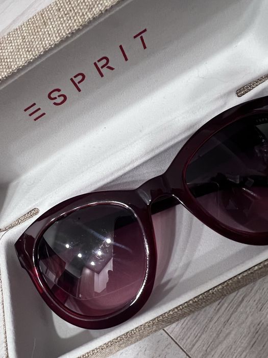 Солнезащитные очки Esprit
