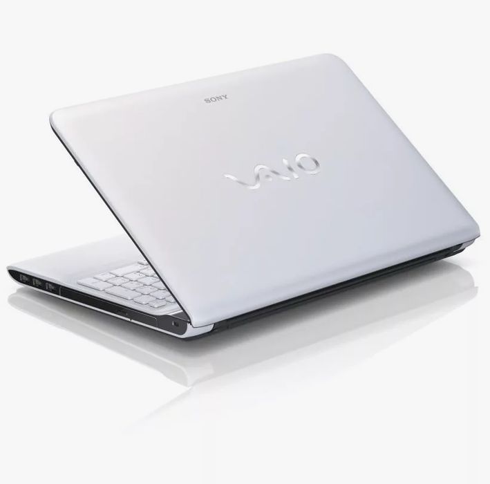 Ноутбук VAIO / Core i5 / 8GB RAM / NVIDIA 2GB