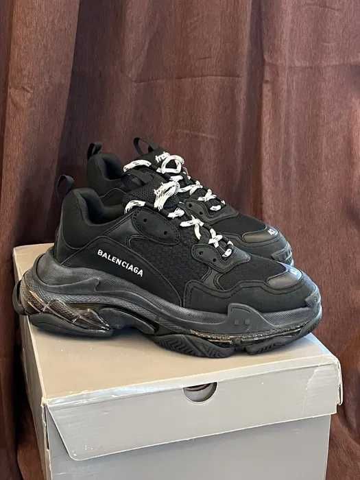 Balenciaga triple s clear sole Arad OLX.ro