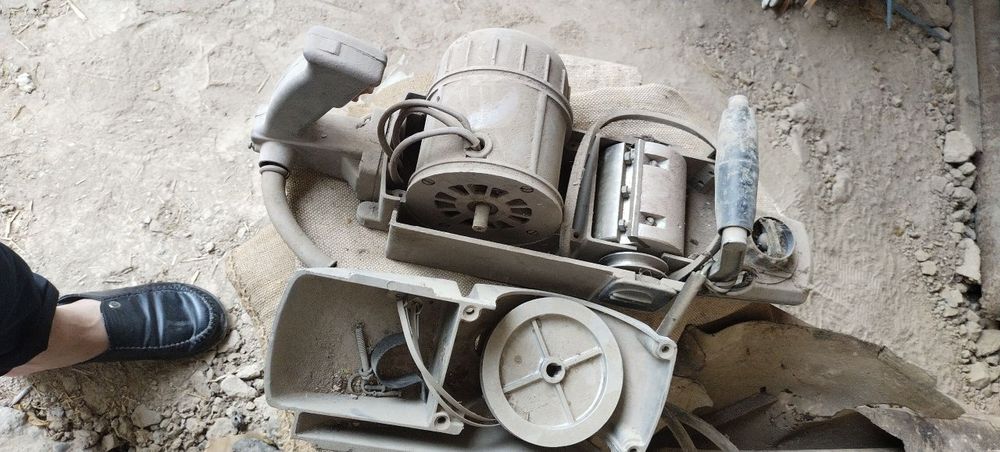 Sotiladi kelishamiz donasi 200 ming dan